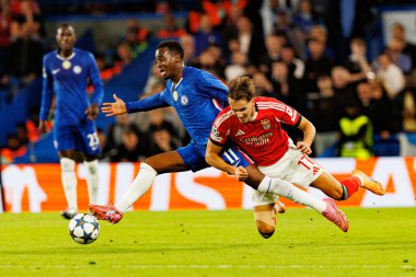 Jamie Gittens and Amar Dedic seen during Champions League league phase game between Chelsea FC and  SL Benfica (Maciej Rogowski/ Ball Raw Images)