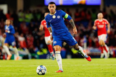 Enzo Fernandez seen during Champions League league phase game between Chelsea FC and  SL Benfica (Maciej Rogowski/ Ball Raw Images)