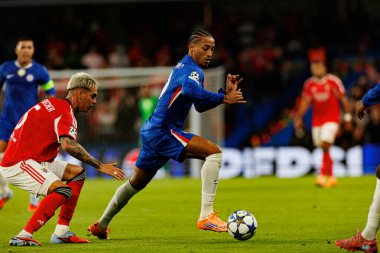 Enzo Barrenechea and Joao Pedro seen during Champions League league phase game between Chelsea FC and  SL Benfica (Maciej Rogowski/ Ball Raw Images)