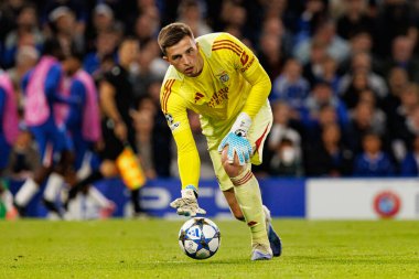 Anatoliy Trubin seen during Champions League league phase game between Chelsea FC and  SL Benfica (Maciej Rogowski/ Ball Raw Images)