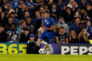 Pedro Neto seen during Champions League league phase game between Chelsea FC and  SL Benfica (Maciej Rogowski/ Ball Raw Images)