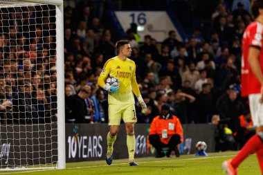 Anatoliy Trubin seen during Champions League league phase game between Chelsea FC and  SL Benfica (Maciej Rogowski/ Ball Raw Images)
