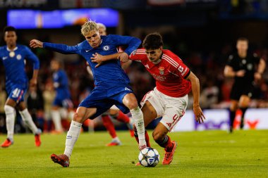 Alejandro Garnacho and Antonio Silva seen during Champions League league phase game between Chelsea FC and  SL Benfica (Maciej Rogowski/ Ball Raw Images)