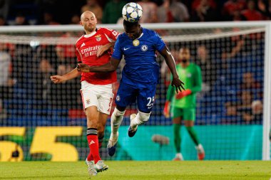 Fredrik Aursnes and Moises Caicedo seen during Champions League league phase game between Chelsea FC and  SL Benfica (Maciej Rogowski/ Ball Raw Images)