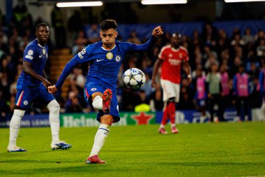 Facundo Buonanotte seen during Champions League league phase game between Chelsea FC and  SL Benfica (Maciej Rogowski/ Ball Raw Images)