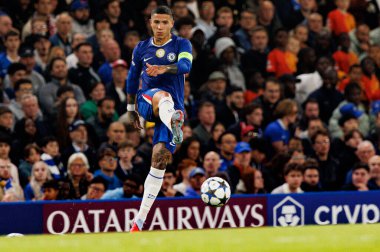Enzo Fernandez seen during Champions League league phase game between Chelsea FC and  SL Benfica (Maciej Rogowski/ Ball Raw Images)