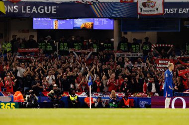 Fans of Benfica seen during Champions League league phase game between Chelsea FC and  SL Benfica (Maciej Rogowski/ Ball Raw Images)
