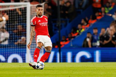 Nicolas Otamendi seen during Champions League league phase game between Chelsea FC and  SL Benfica (Maciej Rogowski/ Ball Raw Images)