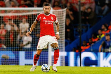 Nicolas Otamendi seen during Champions League league phase game between Chelsea FC and  SL Benfica (Maciej Rogowski/ Ball Raw Images)