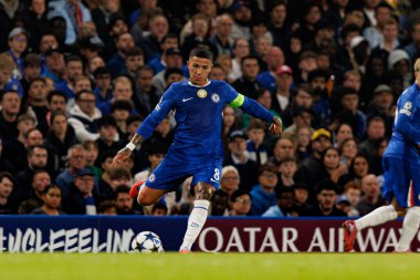 Enzo Fernandez seen during Champions League league phase game between Chelsea FC and  SL Benfica (Maciej Rogowski/ Ball Raw Images)