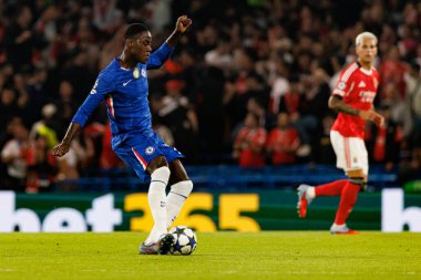 Trevoh Chalobah seen during Champions League league phase game between Chelsea FC and  SL Benfica (Maciej Rogowski/ Ball Raw Images)