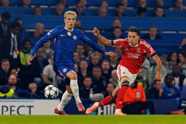 Alejandro Garnacho and Amar Dedic seen during Champions League league phase game between Chelsea FC and  SL Benfica (Maciej Rogowski/ Ball Raw Images)