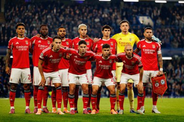 Team of Benfica seen during Champions League league phase game between Chelsea FC and  SL Benfica (Maciej Rogowski/ Ball Raw Images)