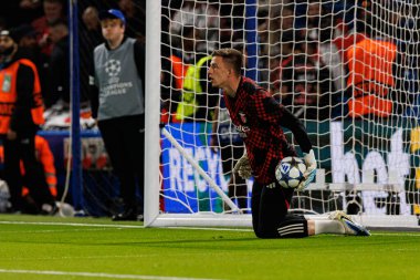 Anatoliy Trubin seen during Champions League league phase game between Chelsea FC and  SL Benfica (Maciej Rogowski/ Ball Raw Images)