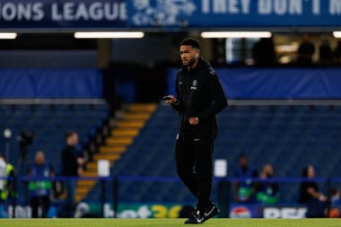 Reece James seen during Champions League league phase game between Chelsea FC and  SL Benfica (Maciej Rogowski/ Ball Raw Images)