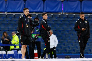 Anatoliy Trubin, Georgiy Sudakov and Franjo Ivanovic seen during Champions League league phase game between Chelsea FC and  SL Benfica (Maciej Rogowski/ Ball Raw Images)