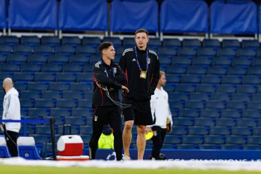 Georgiy Sudakov and Anatoliy Trubin seen during Champions League league phase game between Chelsea FC and  SL Benfica (Maciej Rogowski/ Ball Raw Images)