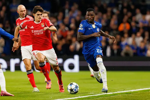Antonio Silva and Moises Caicedo seen during Champions League league phase game between Chelsea FC and  SL Benfica (Maciej Rogowski/ Ball Raw Images)