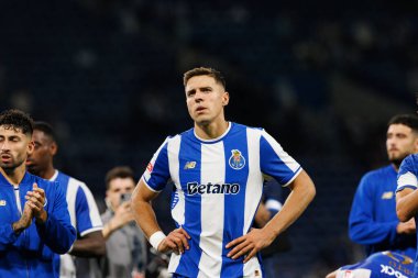 Jan Bednarek seen during Liga Portugal game between teams of FC Porto and SL Benfica at Estadio do Dragao (Maciej Rogowski/Ball Raw Images)