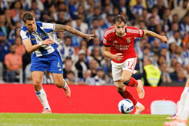 Jakub Kiwior and Amar Dedic seen during Liga Portugal game between teams of FC Porto and SL Benfica at Estadio do Dragao (Maciej Rogowski/Ball Raw Images)