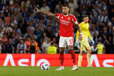 Nicolas Otamendi seen during Liga Portugal game between teams of FC Porto and SL Benfica at Estadio do Dragao (Maciej Rogowski/Ball Raw Images)