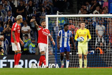 Nicolas Otamendi, Samu and Anatoliy Trubin seen during Liga Portugal game between teams of FC Porto and SL Benfica at Estadio do Dragao (Maciej Rogowski/Ball Raw Images)