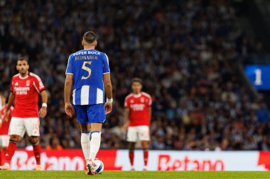 Jan Bednarek seen during Liga Portugal game between teams of FC Porto and SL Benfica at Estadio do Dragao (Maciej Rogowski/Ball Raw Images)