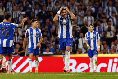 Jan Bednarek seen during Liga Portugal game between teams of FC Porto and SL Benfica at Estadio do Dragao (Maciej Rogowski/Ball Raw Images)