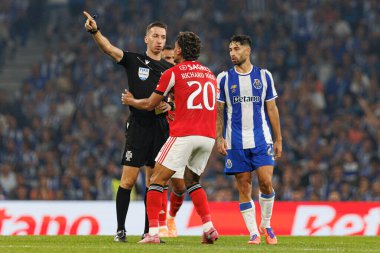 Miguel Nogueira, Alan Varela and Richard Rios seen during Liga Portugal game between teams of FC Porto and SL Benfica at Estadio do Dragao (Maciej Rogowski/Ball Raw Images)