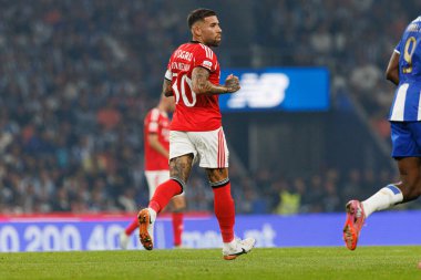 Nicolas Otamendi seen during Liga Portugal game between teams of FC Porto and SL Benfica at Estadio do Dragao (Maciej Rogowski/Ball Raw Images)