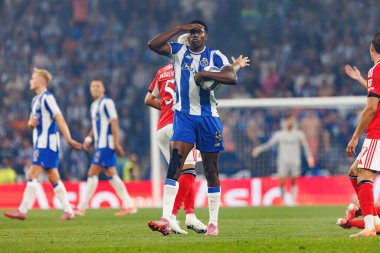Samu seen during Liga Portugal game between teams of FC Porto and SL Benfica at Estadio do Dragao (Maciej Rogowski/Ball Raw Images)