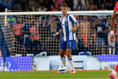Jakub Kiwior seen during Liga Portugal game between teams of FC Porto and SL Benfica at Estadio do Dragao (Maciej Rogowski/Ball Raw Images)