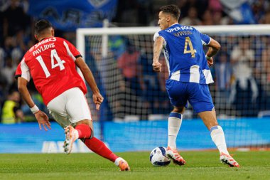 Jakub Kiwior seen during Liga Portugal game between teams of FC Porto and SL Benfica at Estadio do Dragao (Maciej Rogowski/Ball Raw Images)
