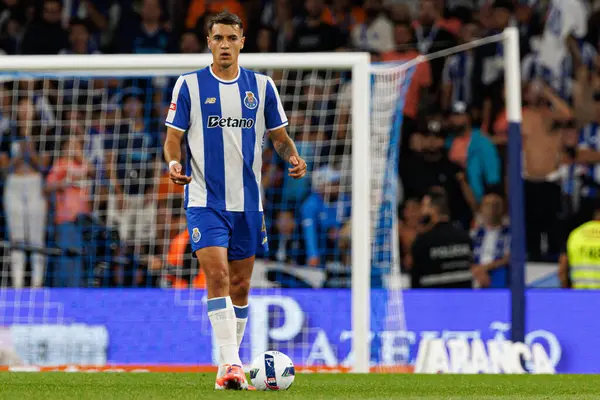 Jakub Kiwior seen during Liga Portugal game between teams of FC Porto and SL Benfica at Estadio do Dragao (Maciej Rogowski/Ball Raw Images)