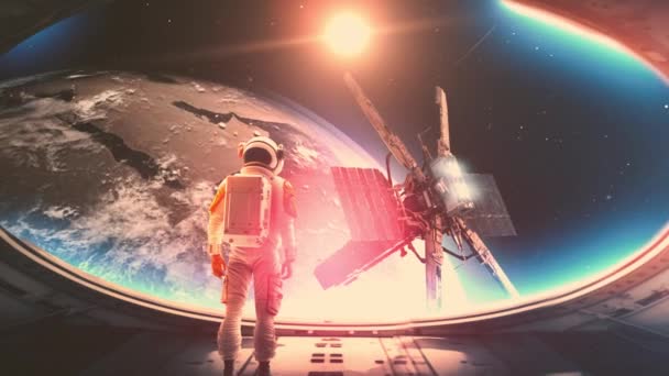 Vista Posteriore Dell Astronauta Guarda Pianeta Attraverso Finestra Panoramica Filmati — Video Stock