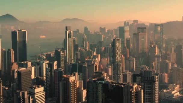 9月の香港のダウンタウンの鳥の視界 市内中心部のトップビュー 高層ビルの美しい空中撮影 高品質の4K映像 — ストック動画
