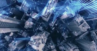 Havadan. Binaların etrafında hareket eden bir kamera. Kablosuz iletişim ağı kavramı. Bazı şeylerin interneti. ICTInformation İletişim Teknolojisi. Yüksek kalite 4k görüntü