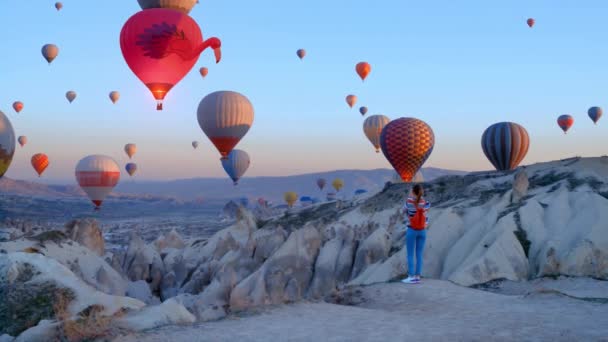 Balon Ogrzane Powietrze Wykonany Kształcie Flaminga Festiwalu Balonów Kapadocji Turcji — Wideo stockowe