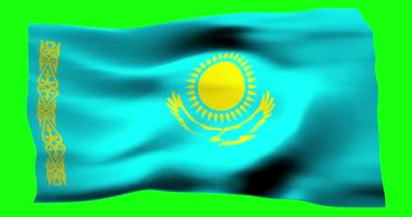 Kazakistan 'ın gerçekçi bayrağı. Rüzgarın dalgalı dokusunun tasviri.