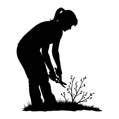 At kuyruklu siyah bir insan silueti, küçük yapraksız bir bitkiyi makasıyla budamak için eğiliyor. Kişi pantolon ve tişört giyiyor. Bitkinin küçük tomurcukları olan ince dalları var. Sahne bir çimen tarlasında geçiyor.