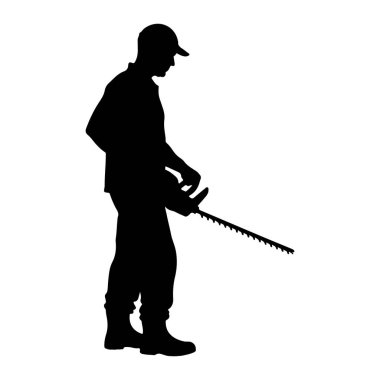 Şapka ve çizme giyen birinin siyah silueti çit biçme makinesi tutuyor. Kişi sağa bakıyor ve aletle bir şeyleri buduyor gibi görünüyor. Arkaplan düz beyaz.