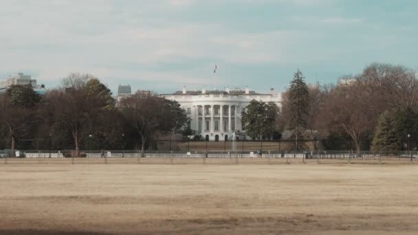 从远处拍摄位于华盛顿特区的白宫 — 图库视频影像