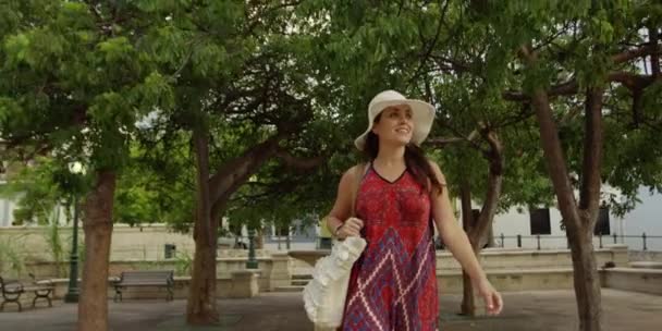 Zeitlupe Schöner Touristinnen San Juan Puerto Rico — Stockvideo