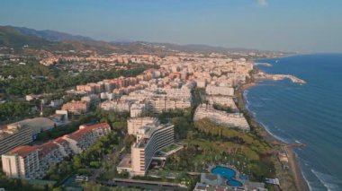 Marbella, İspanya 'nın hava görüntüsü. Yüksek kalite 4k görüntü