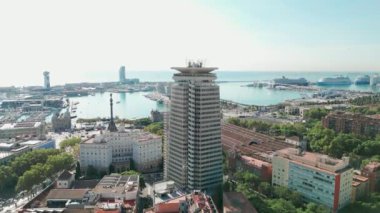 Barcelona, İspanya 'nın havadan çekimleri. Yüksek kalite 4k görüntü