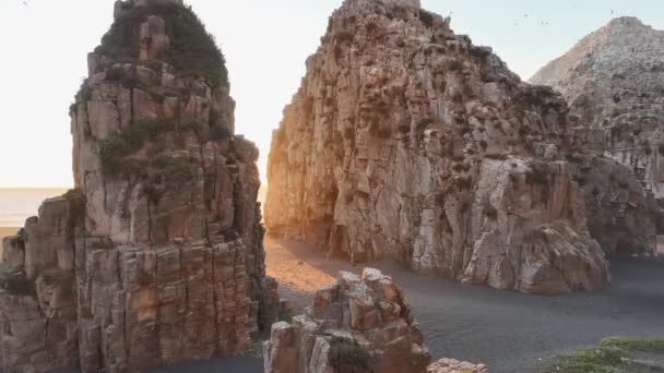 Большие Скалы Памятник Природы Piedra Iglecia Церковный Камень Побережье Чили — стоковое видео