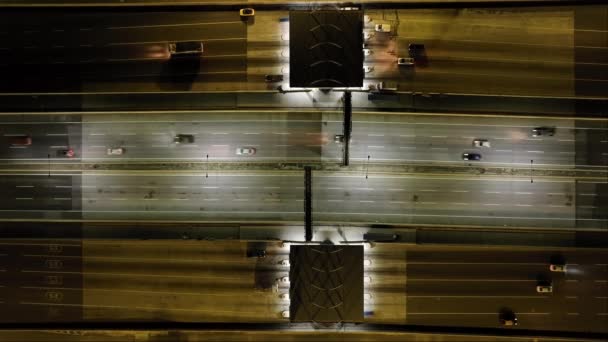 Vista Aérea Del Dron Punto Cobro Peaje Autopista Por Noche — Vídeos de Stock
