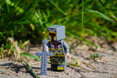 Minecraft lego kılıç ile şövalye