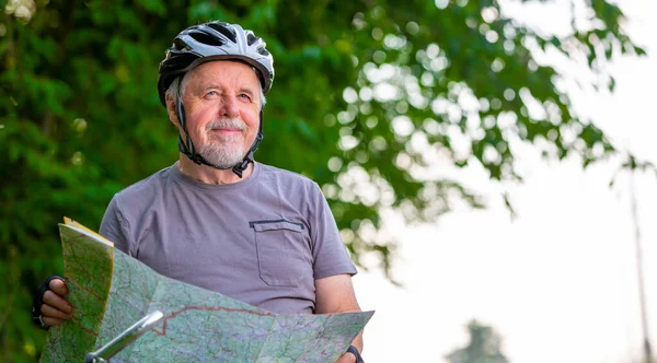 Smiling Active Senior Man Cycling Biking Choosing Selects Trip Using — Stockfoto