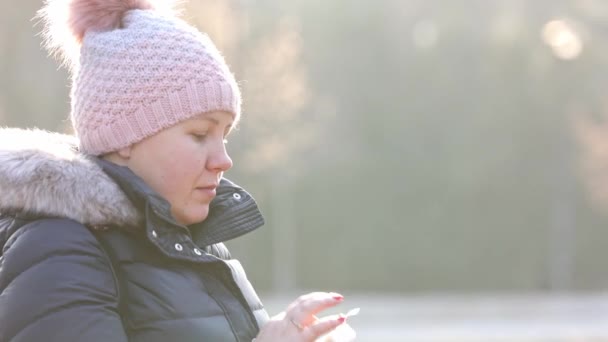 Young Woman Sneezing Tissue Blowing Runny Nose Symptoms Cold Winter — Video Stock